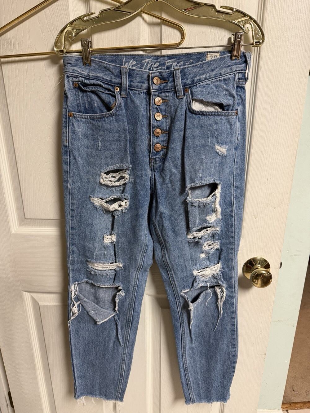 We The Free-Free People Blossom Rigid Crop Skinny Jeans-Distressed-Blue-Size 28